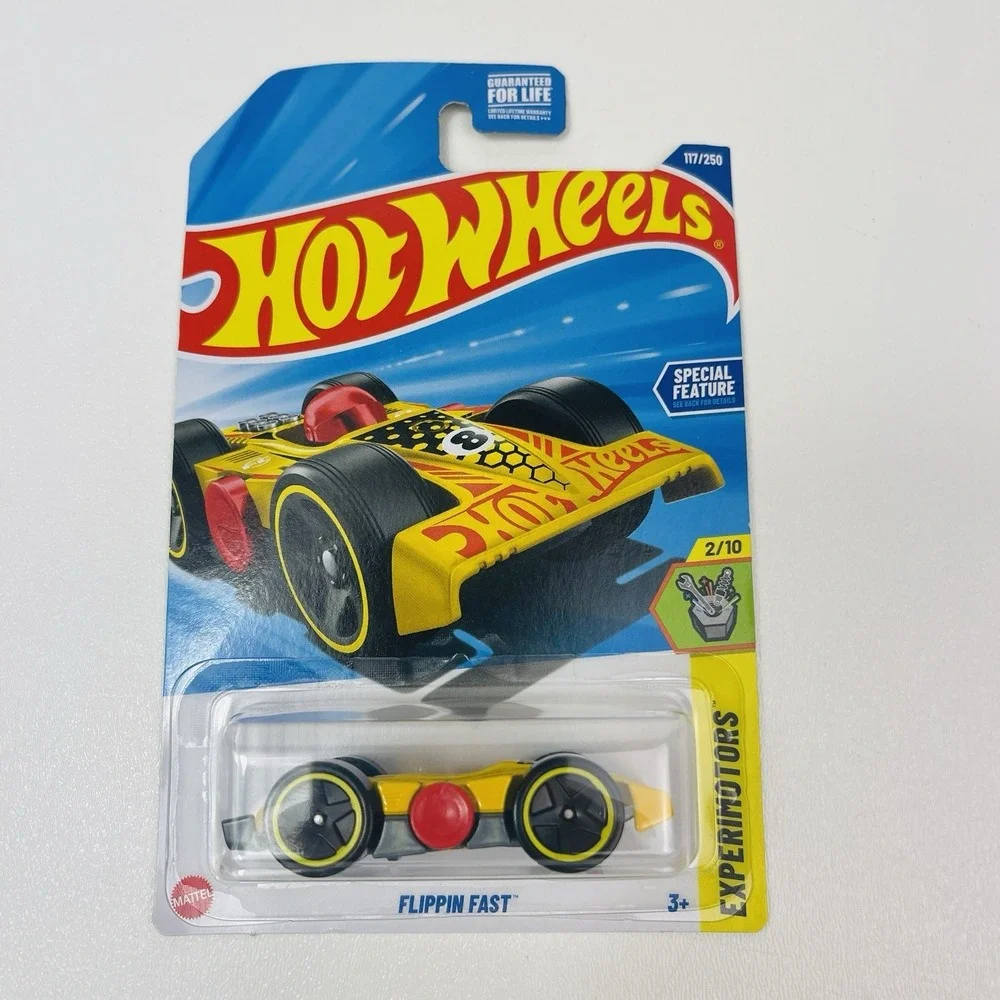 Hot Wheels 2025 Case Flipping Fast Two Sides Race car Experimotors 117/250